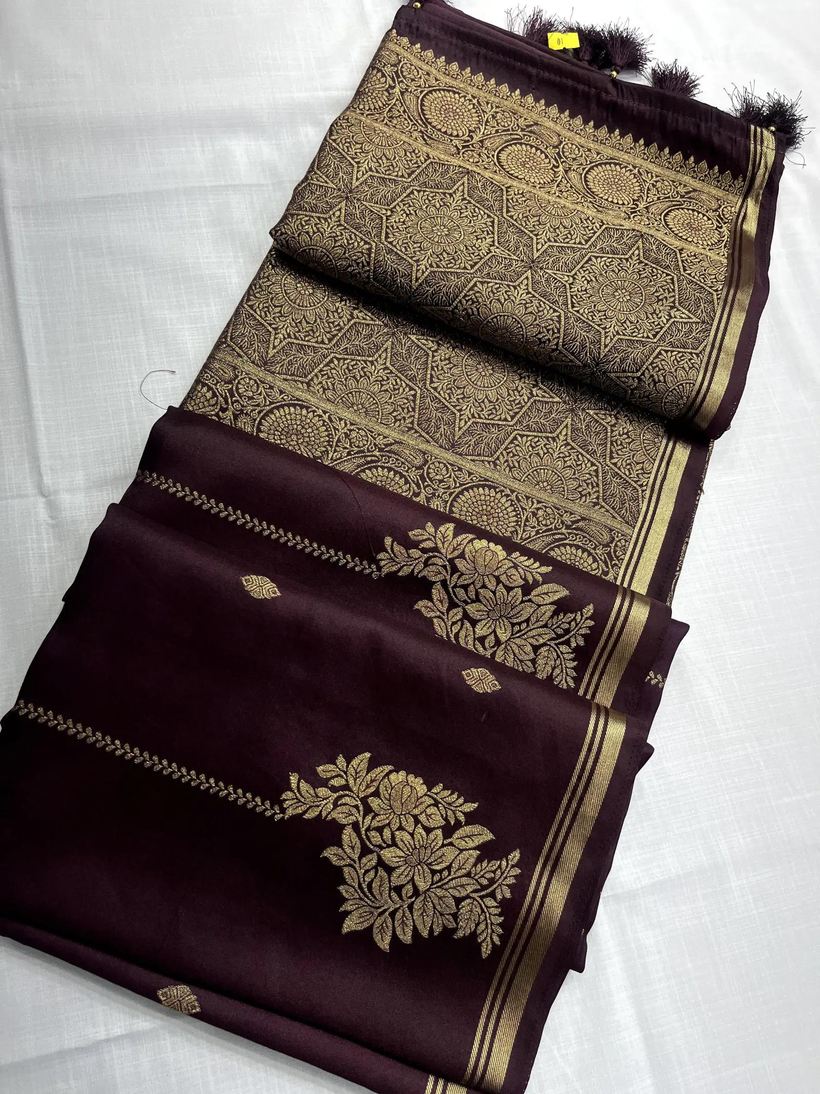 Chocolate Gajji Satin Saree with Gold Floral Pallu (e1092167)