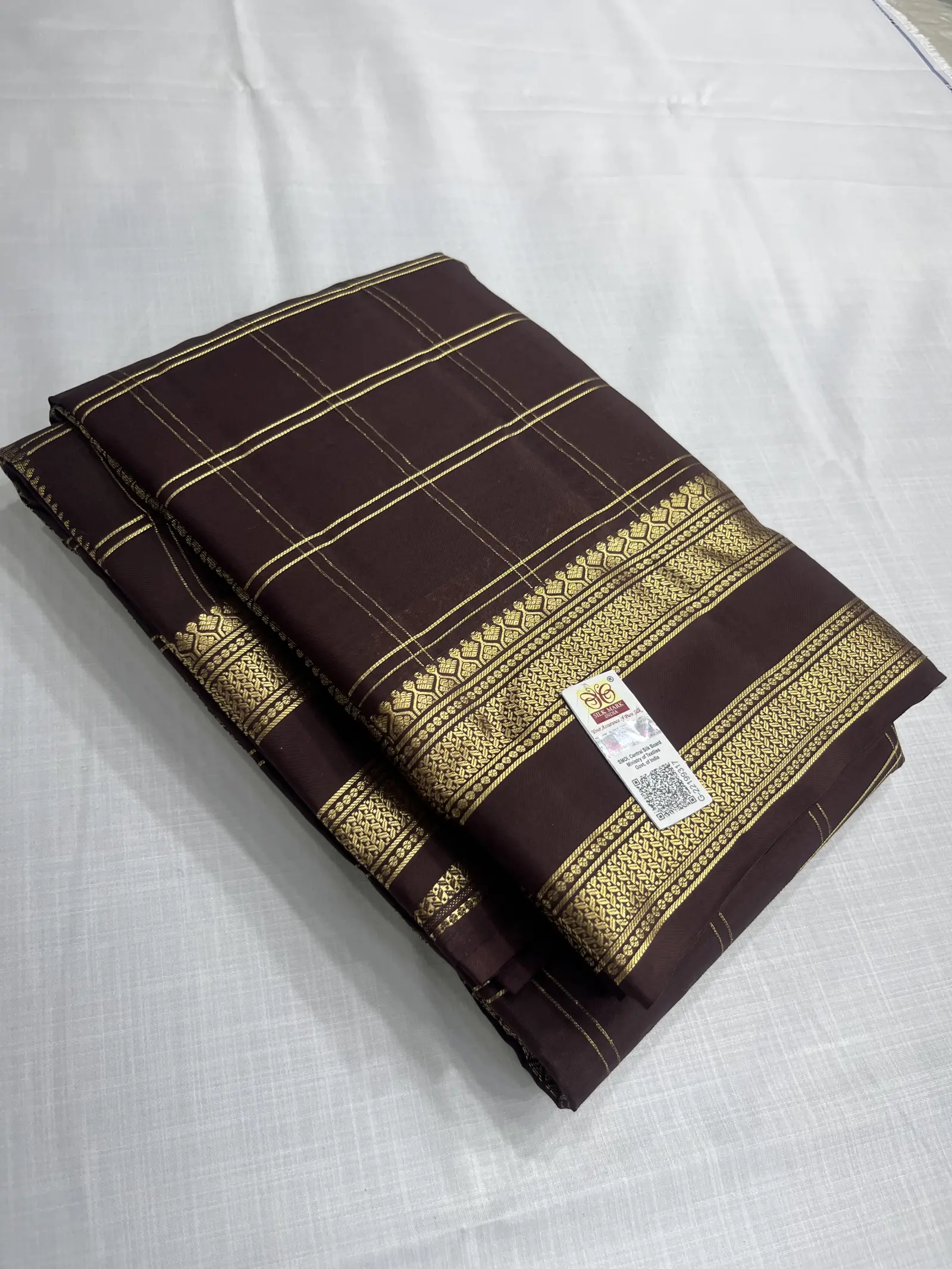 E1093881 – Coffee Brown Kanchipuram Silk Saree with Gold Zari