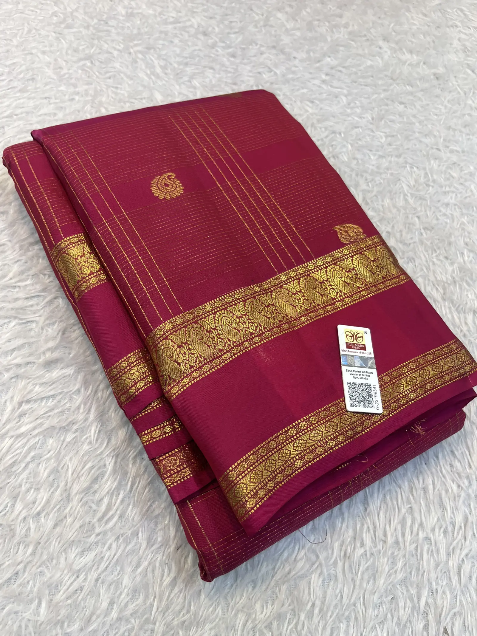 E1093571 – Wine Red Kanchipuram Silk Saree with Gold Border